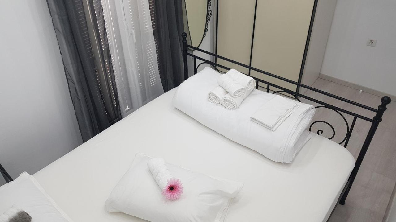 Konstantinos'S Luxury Apartment Thessaloniki Exterior photo